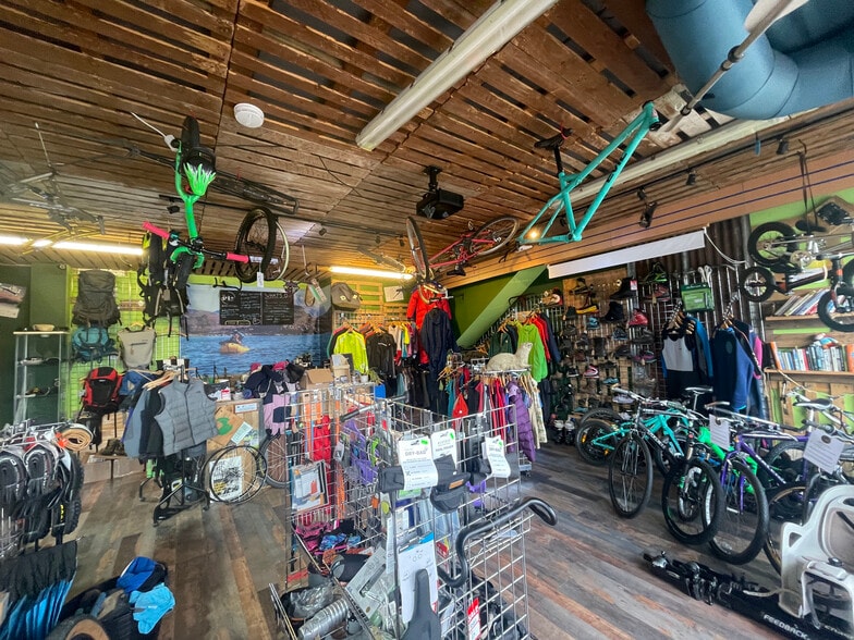 1-7 Granish Way, Aviemore to rent - Interior Photo - Image 3 of 4