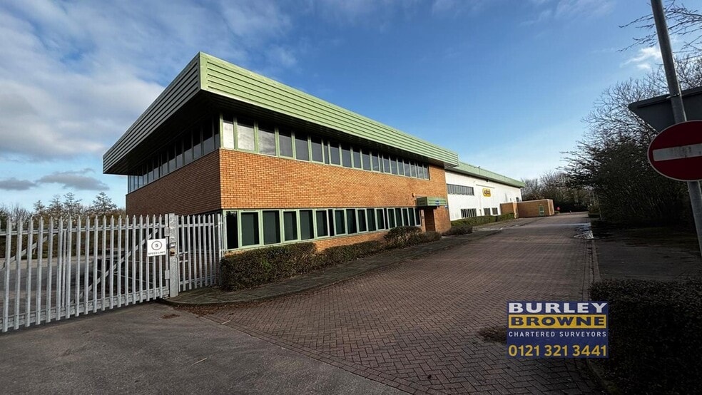 Kingsbury Rd, Sutton Coldfield to rent - Building Photo - Image 2 of 31