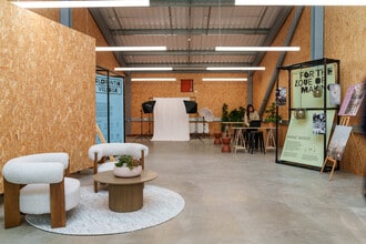 105 Vale Road, London to rent Interior Photo- Image 2 of 14