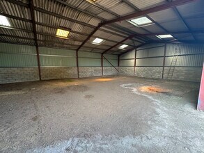 8 Shop Ln, Wolverhampton to rent Interior Photo- Image 1 of 1