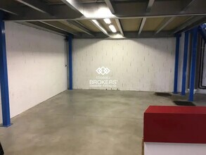 Light Industrial in Brignais to rent Interior Photo- Image 2 of 15