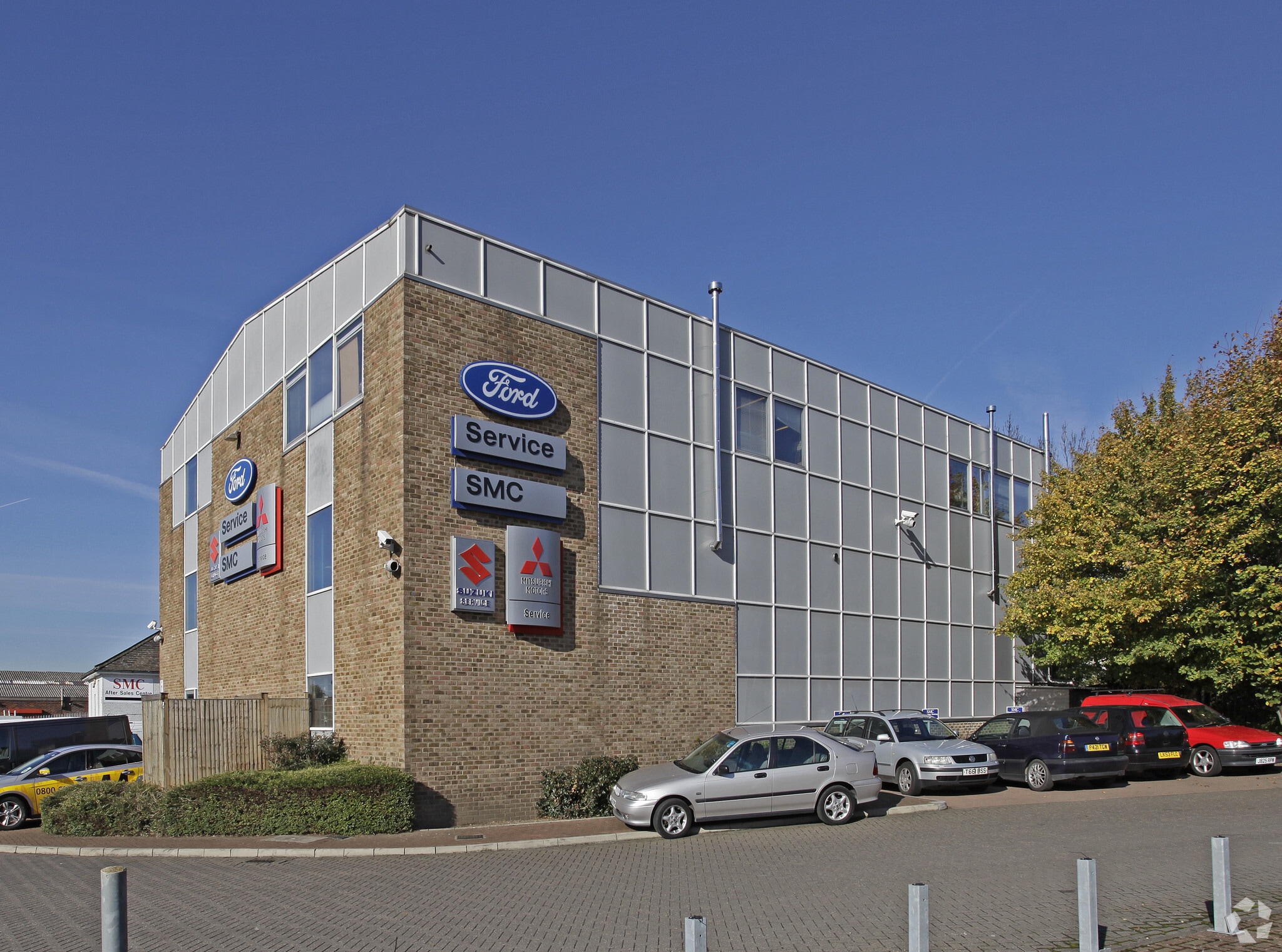 Iron Bridge Rd, West Drayton for sale Primary Photo- Image 1 of 1