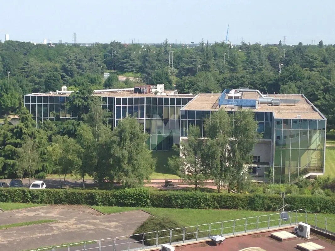 Office in Évry-Courcouronnes to rent Building Photo- Image 1 of 21