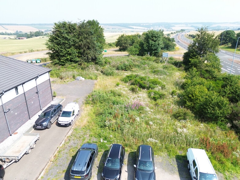 Maidenplain Pl, Auchterarder for sale - Primary Photo - Image 1 of 4