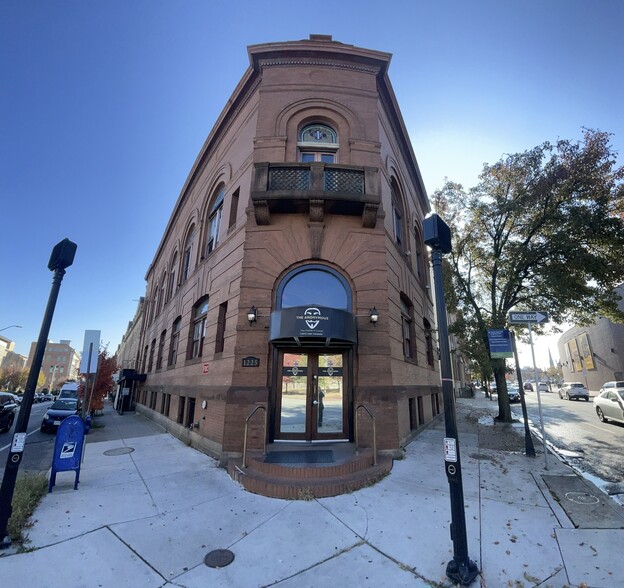 1225 Cathedral St, Baltimore, MD for rent - Building Photo - Image 1 of 18