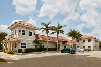 555 S Pompano Pky, Pompano Beach, FL for rent Building Photo- Image 1 of 5