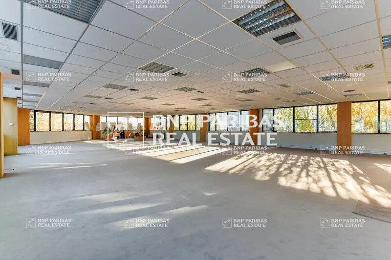 Location Bureaux 324 m² à 1 097 m² - Photo 1