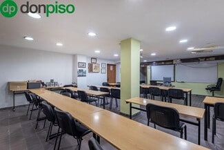 More details for Calle Andorra, 1-1, Granada - Office for Sale