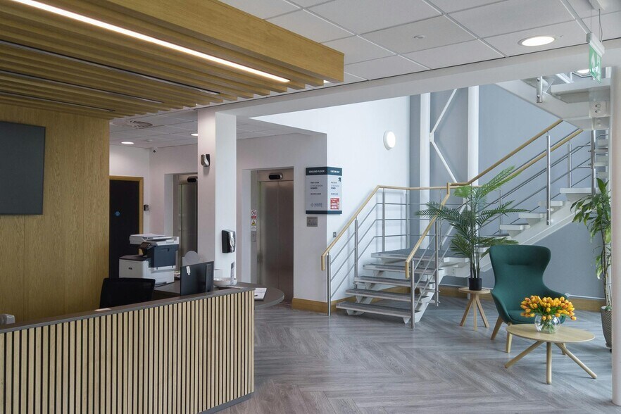 2 Devon Way, Birmingham to rent - Interior Photo - Image 3 of 14