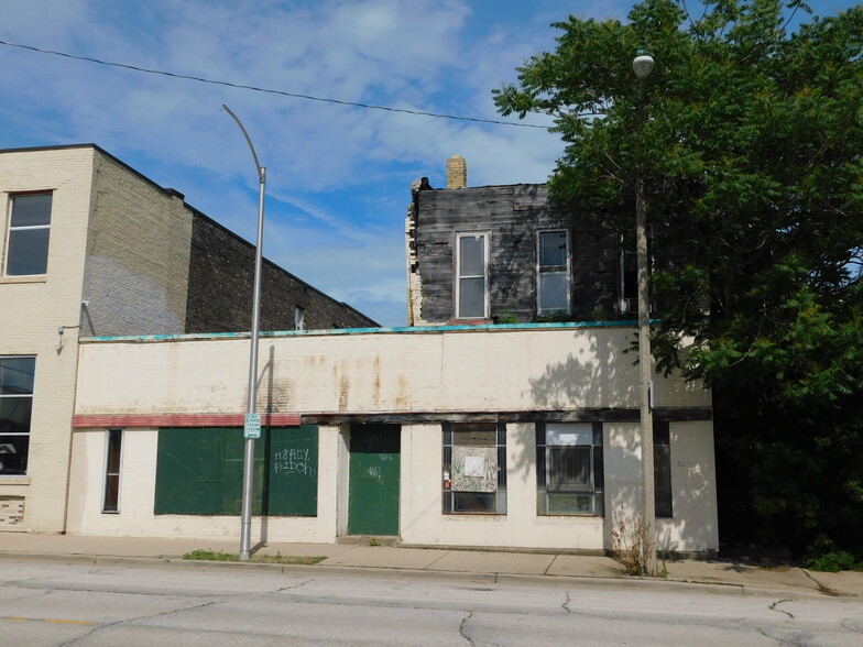 1414 N Vel R Phillips Ave, Milwaukee, WI for sale - Primary Photo - Image 1 of 9