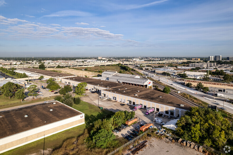 3800-3898 W 11th St, Houston, TX for rent - Aerial - Image 3 of 3