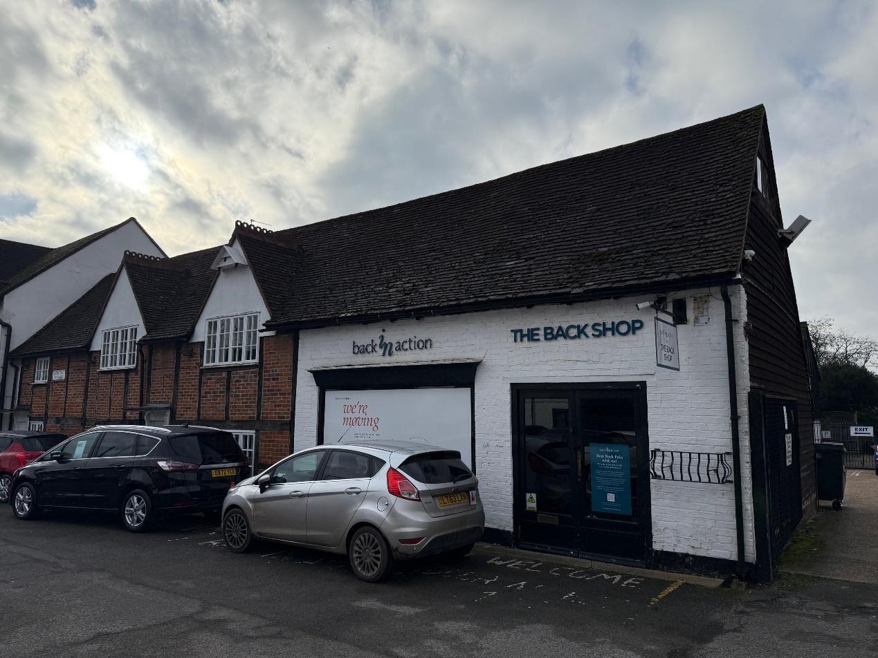 3-5 Quoiting Square, Oxford Road, Off West Street, Marlow to rent Building Photo- Image 1 of 2