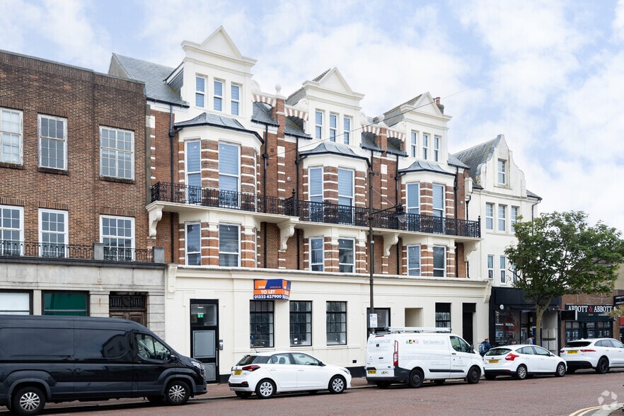 17-21 Devonshire Rd, Bexhill On Sea to rent - Primary Photo - Image 1 of 4
