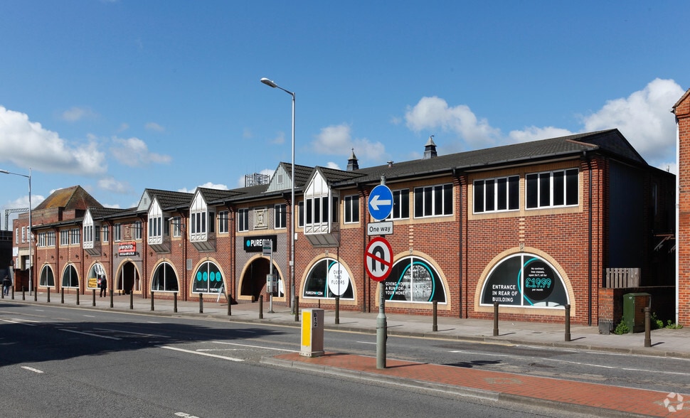 65-69 Caversham Rd, Reading for sale - Primary Photo - Image 1 of 1