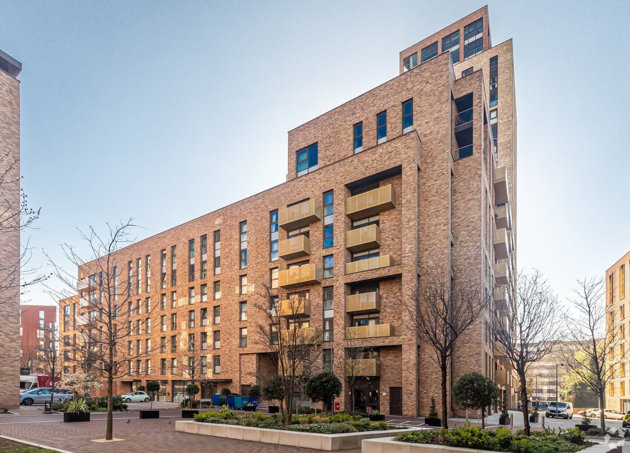 Yeoman St, London to rent Building Photo- Image 1 of 7
