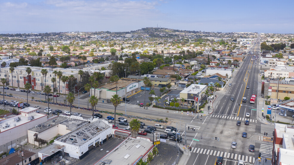 1818-1840 Long Beach Blvd, Long Beach, CA for rent - Building Photo - Image 3 of 9