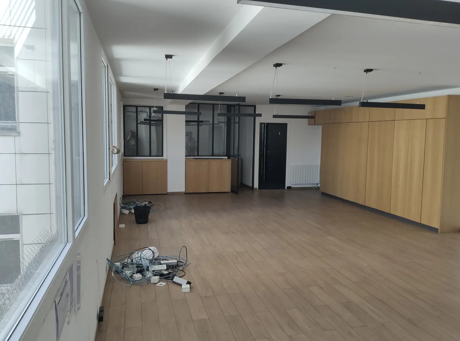 Office in Paris to rent Interior Photo- Image 1 of 9