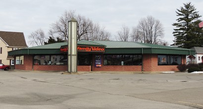 909 Lincoln Ave, Charleston, IL for sale Building Photo- Image 1 of 1