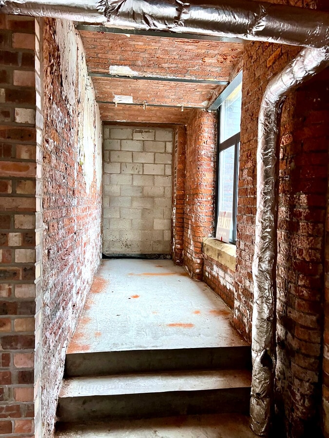 Water St, Stockport, GTM SK1 2BX - Unit 4 - - Interior Photo - Image 2 of 5
