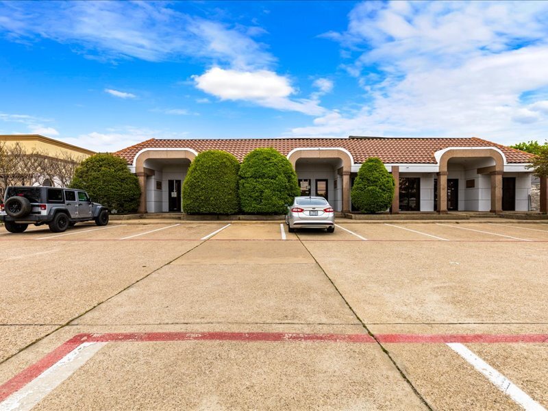 643 S Great Southwest Pky, Grand Prairie 75051 Office for Rent