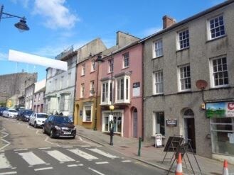 2 Castle Ter, Pembroke for sale - Primary Photo - Image 1 of 1