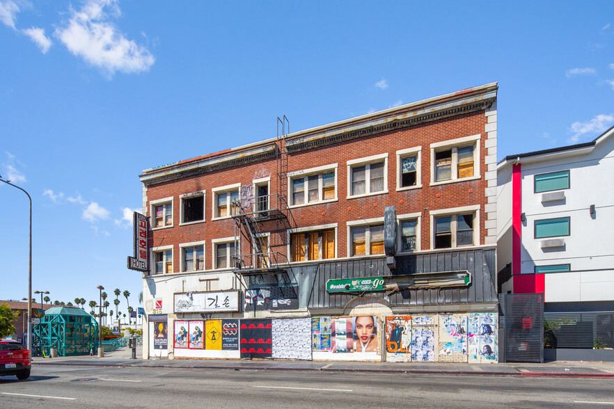 315 N Vermont Ave, Los Angeles, CA for sale - Building Photo - Image 2 of 5