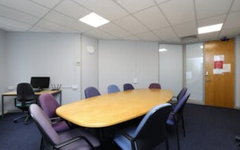 2 Alexandra Gate, Cardiff to rent Interior Photo- Image 2 of 6