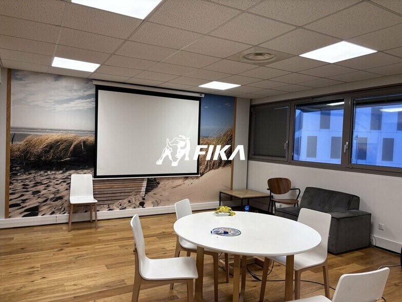 Office in Toulouse for sale - Interior Photo - Image 2 of 2