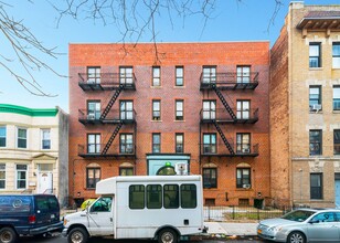 330 E 22nd St, Brooklyn, NY for sale Building Photo- Image 1 of 1