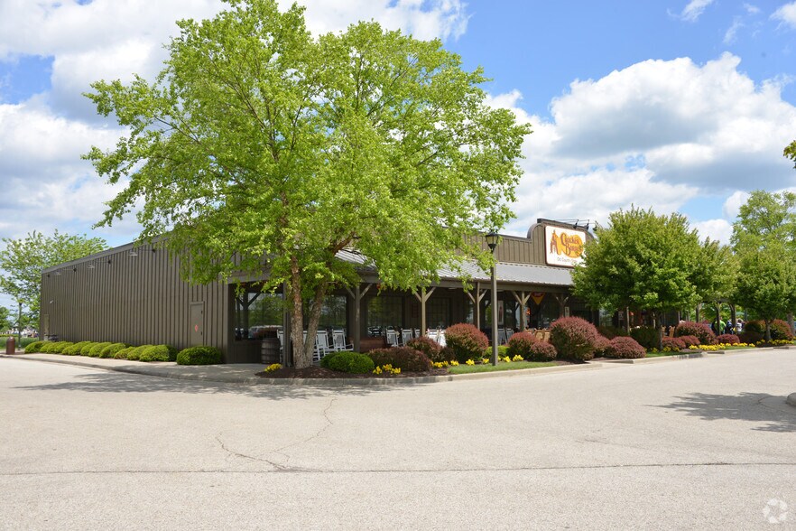 615 Ring Rd, Harrison, OH for sale - Primary Photo - Image 1 of 1