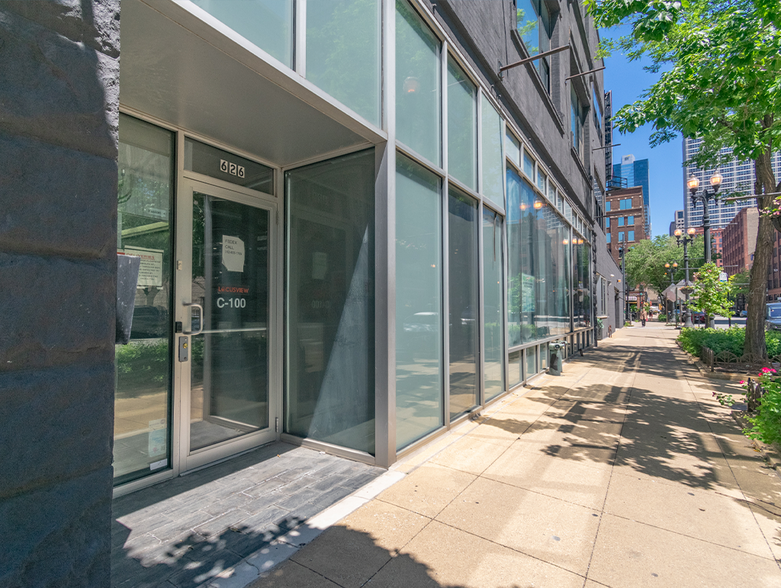 626 W Randolph St, Chicago, IL for rent - Building Photo - Image 2 of 13