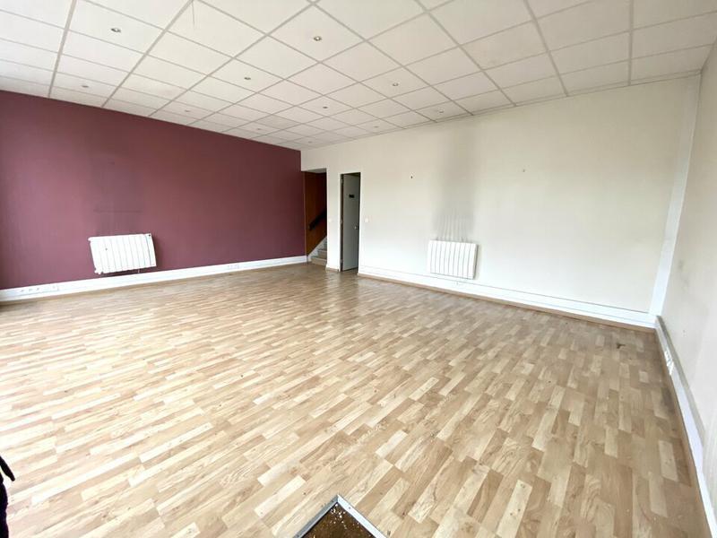 Industrial in Versailles to rent Interior Photo- Image 1 of 4