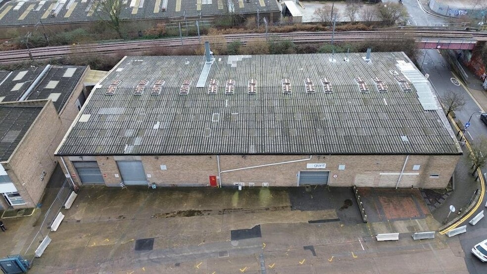 2 Salter St, London to rent - Building Photo - Image 1 of 7