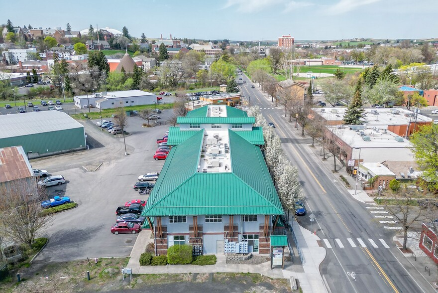 317 W 6th St, Moscow, ID for rent - Aerial - Image 3 of 14