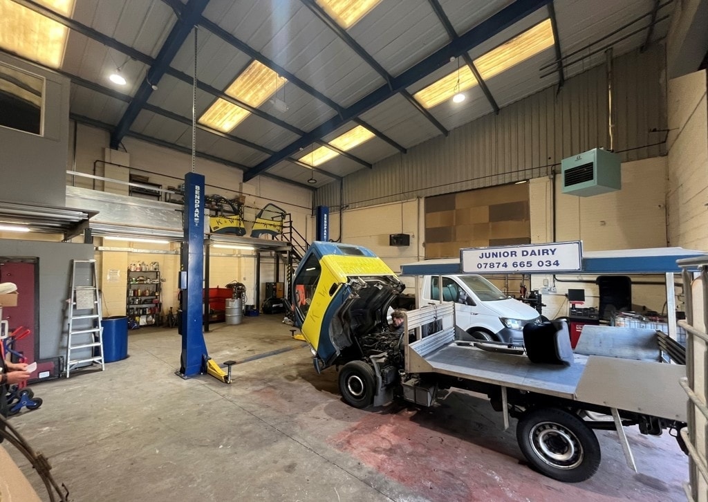 7-9 Uxbridge Rd, Leicester to rent Interior Photo- Image 1 of 2