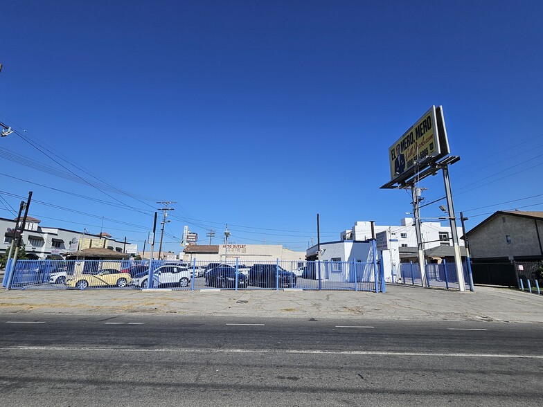 6000 Vineland Ave, North Hollywood, CA for sale - Building Photo - Image 3 of 9