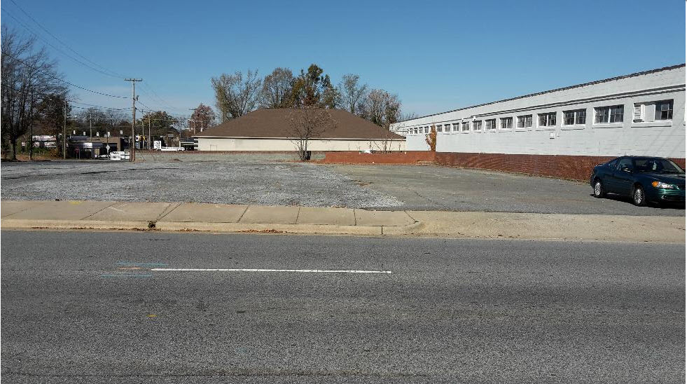 100 N Lindsay St, High Point, NC for sale - Building Photo - Image 1 of 1