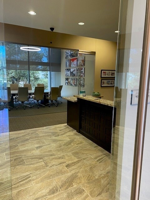 6688 N Central Expy, Dallas, TX to rent Interior Photo- Image 1 of 8