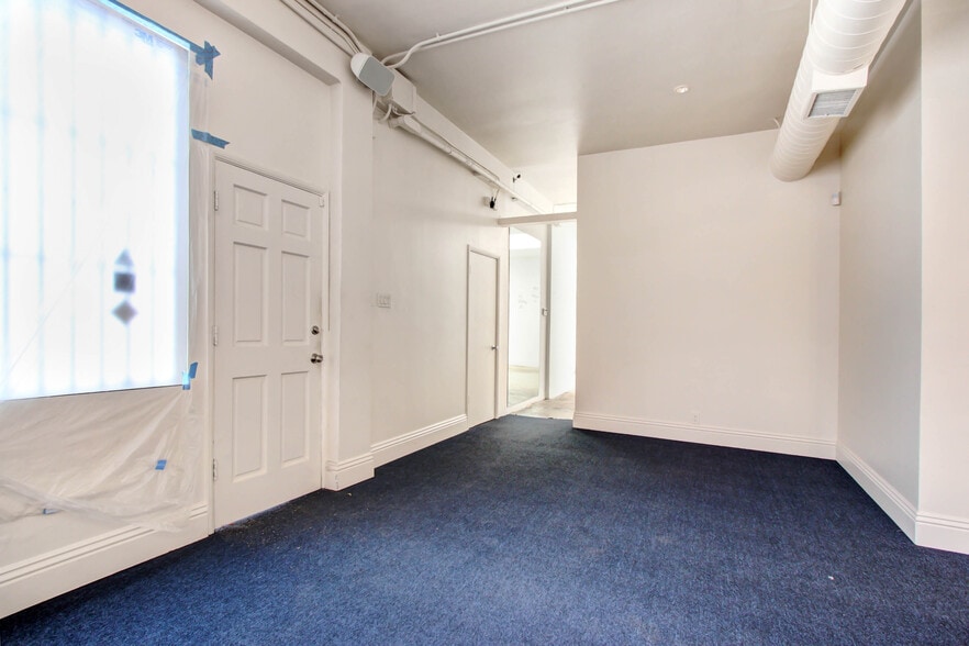 416-424 N Fairfax Ave, Los Angeles, CA for rent - Interior Photo - Image 3 of 14