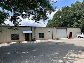 2838 Industrial Plaza Dr, Tallahassee, FL for rent Building Photo- Image 1 of 11