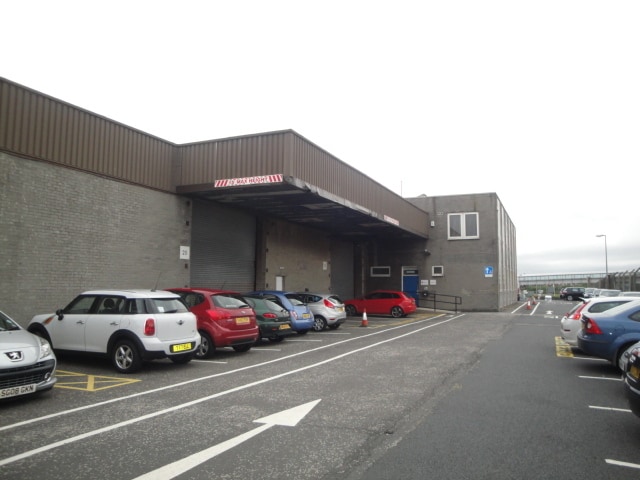 Robertson Rd, Prestwick to rent Primary Photo- Image 1 of 3
