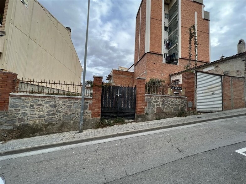 Carrer Alacant, 13, Rubí, Barcelona for sale - Primary Photo - Image 1 of 11