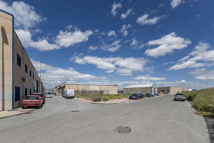 Paseo de las Andas, 7, Las Gabias, Granada for sale - Building Photo - Image 3 of 14