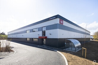 Cremers Rd, Sittingbourne to rent Building Photo- Image 1 of 3