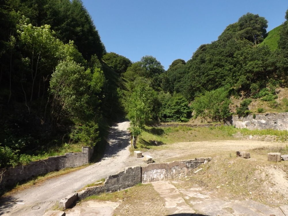 Burnley Rd, Todmorden for sale Primary Photo- Image 1 of 1