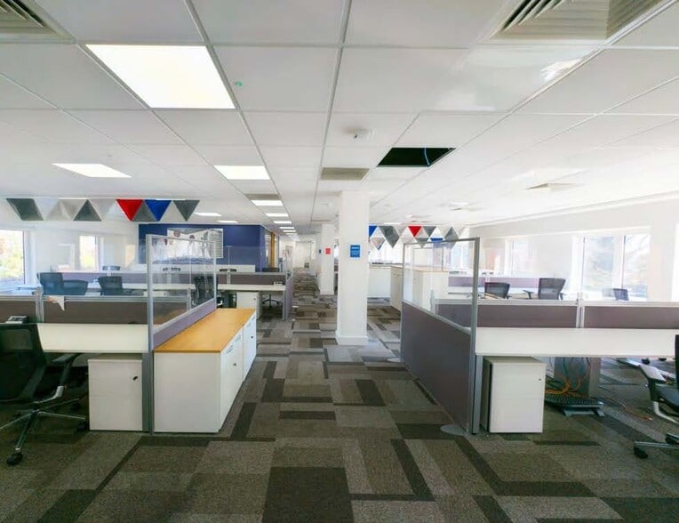 36-38 Upper Marlborough Rd, St Albans to rent - Building Photo - Image 3 of 9