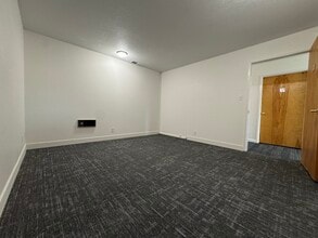 2051 Hilltop Dr, Redding, CA to rent Building Photo- Image 2 of 3