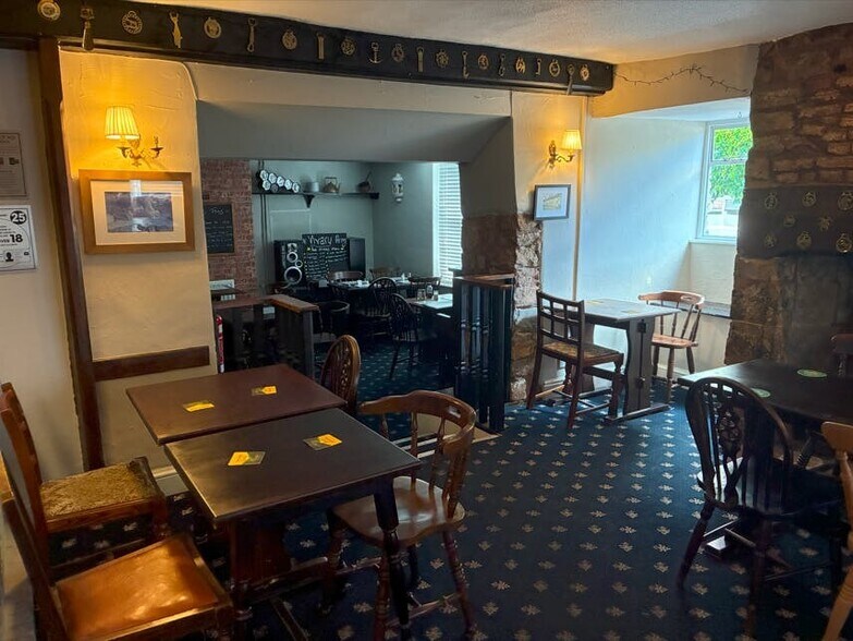 31 Wilton St, Taunton for sale - Building Photo - Image 3 of 11