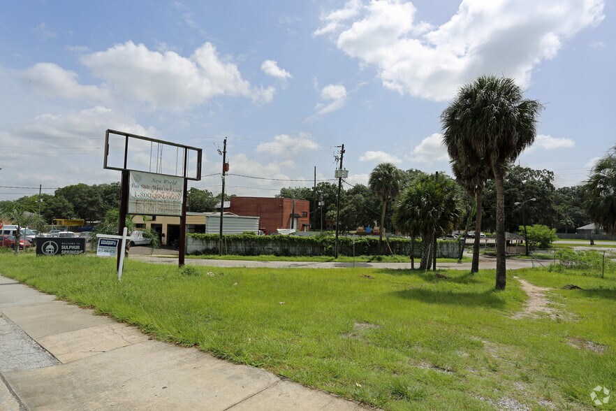 8001 N Nebraska Ave, Tampa, FL for sale - Primary Photo - Image 1 of 1