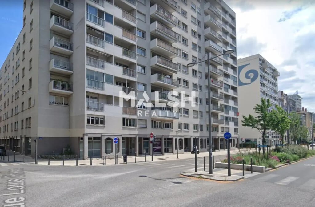 Location Bureaux 100 m² - Photo 1